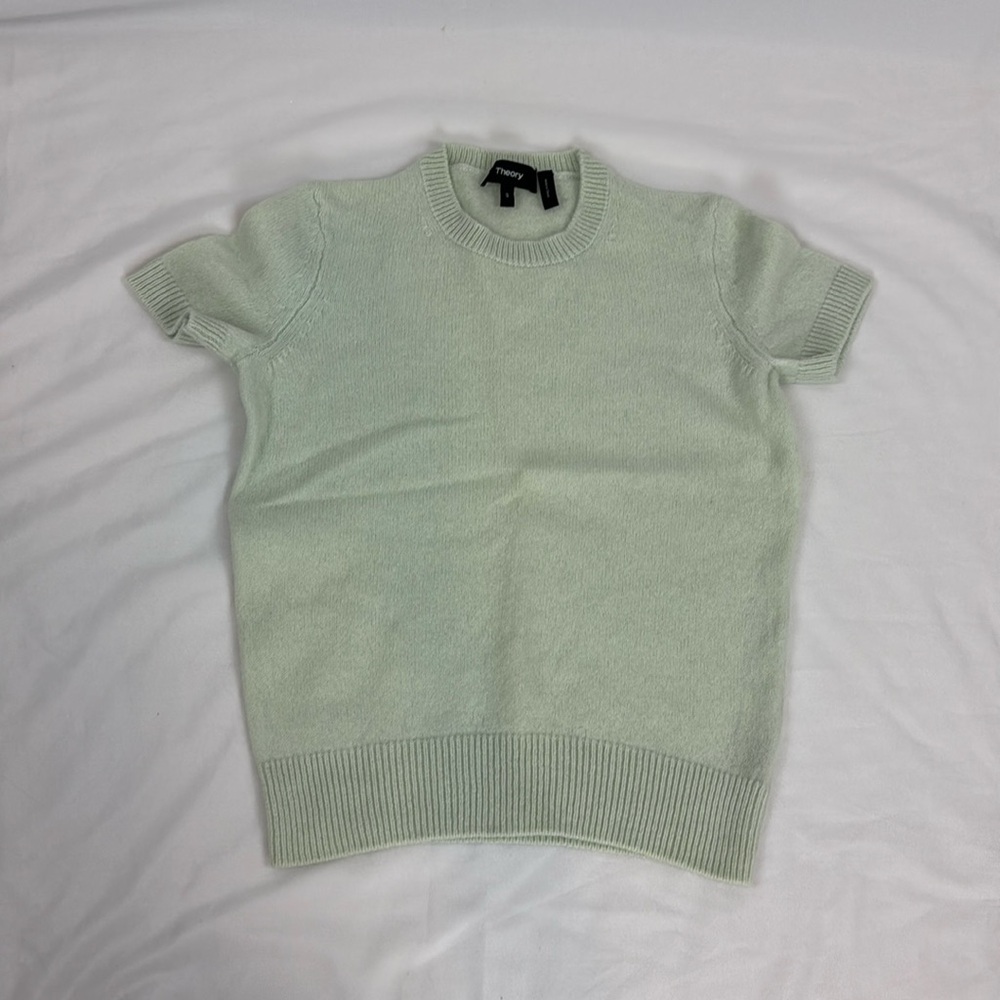100% Cashmere from Theory